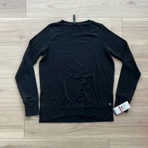 Gaiam crew pullover